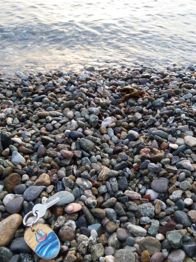 Akrogiali Agiokampos  Bagian luar foto