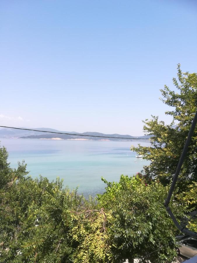 Akrogiali Agiokampos  Bagian luar foto