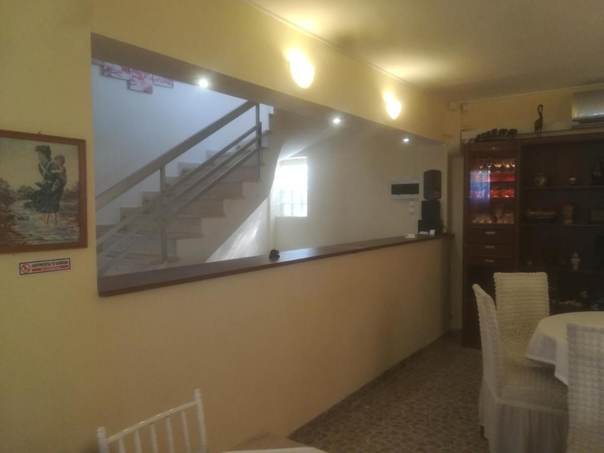 Akrogiali Agiokampos  Bagian luar foto