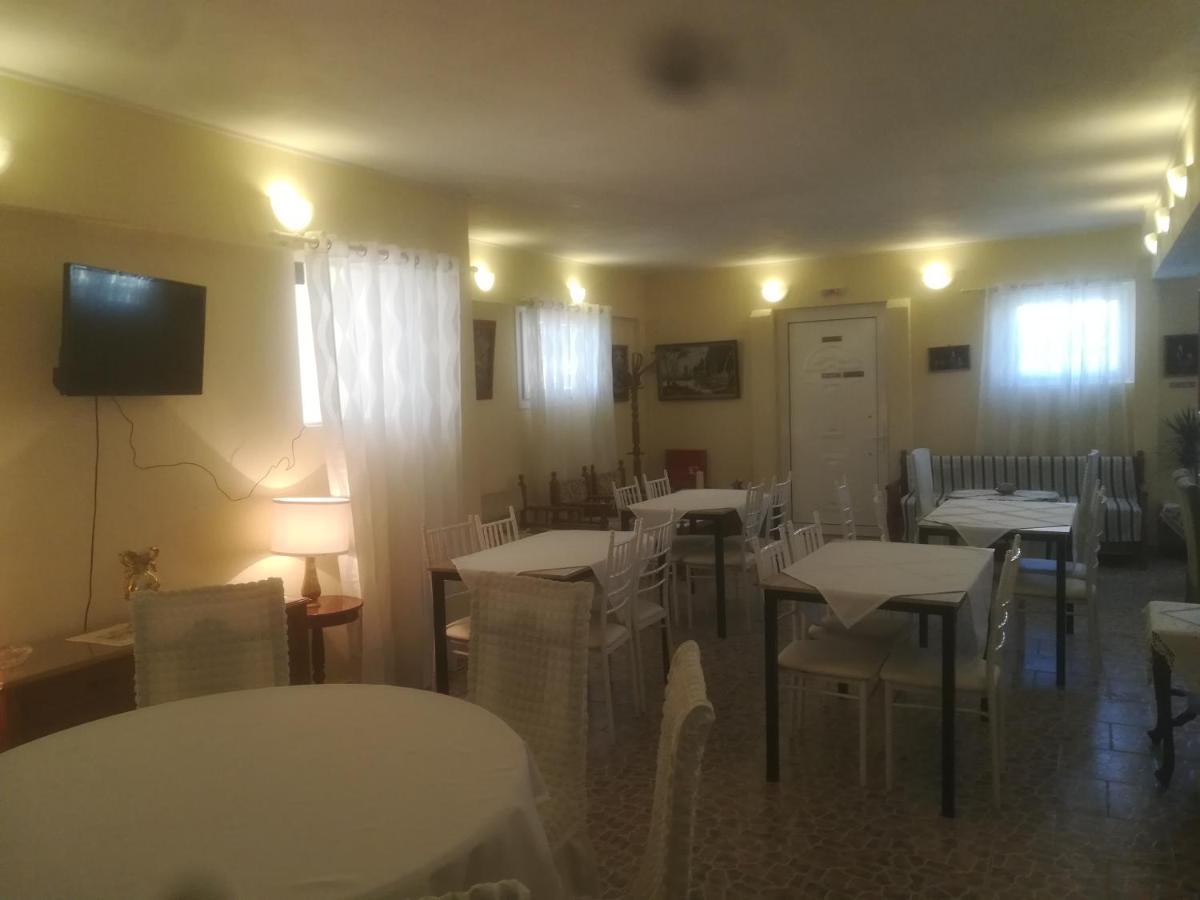 Akrogiali Agiokampos  Bagian luar foto