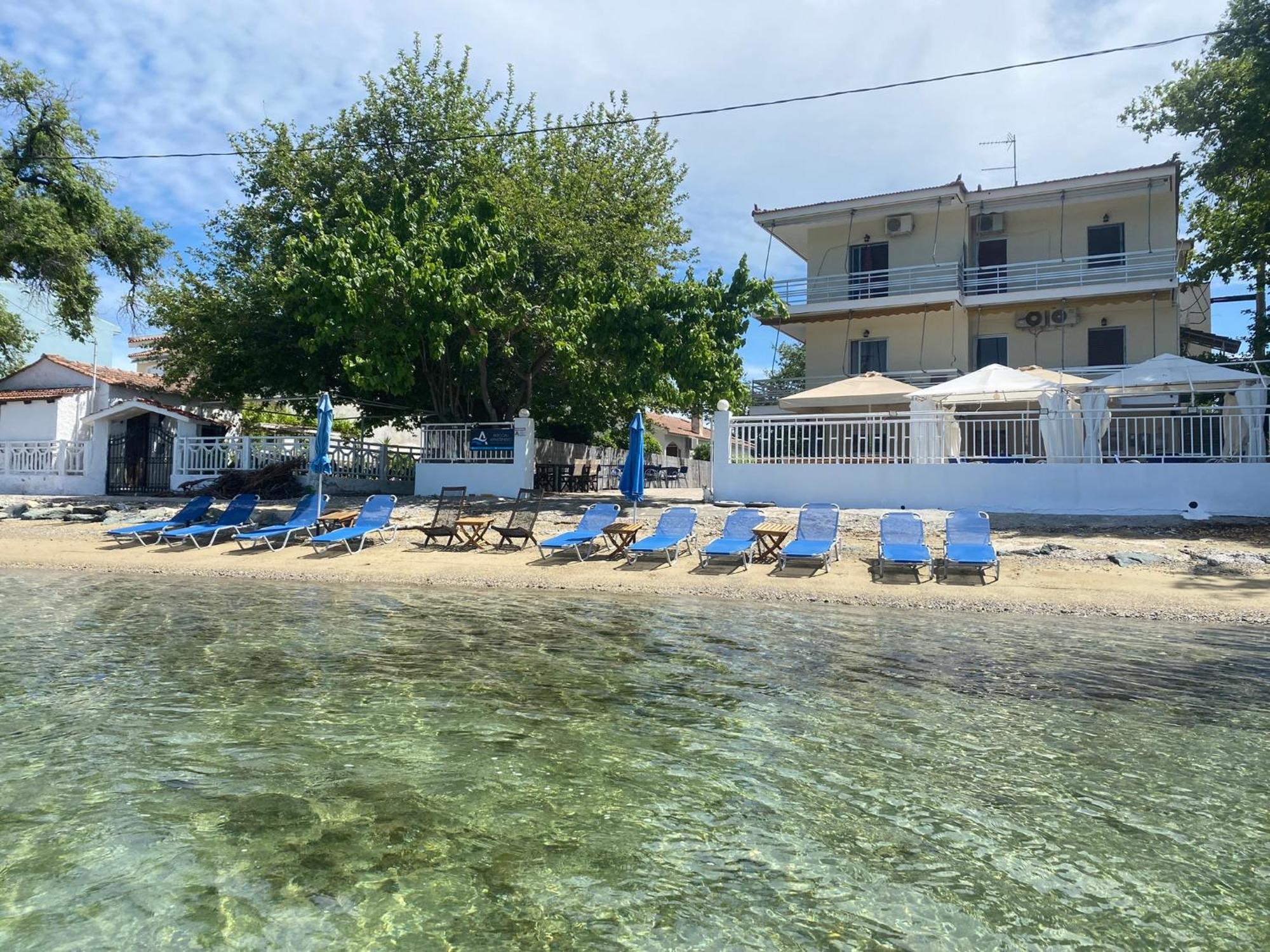 Akrogiali Agiokampos  Bagian luar foto