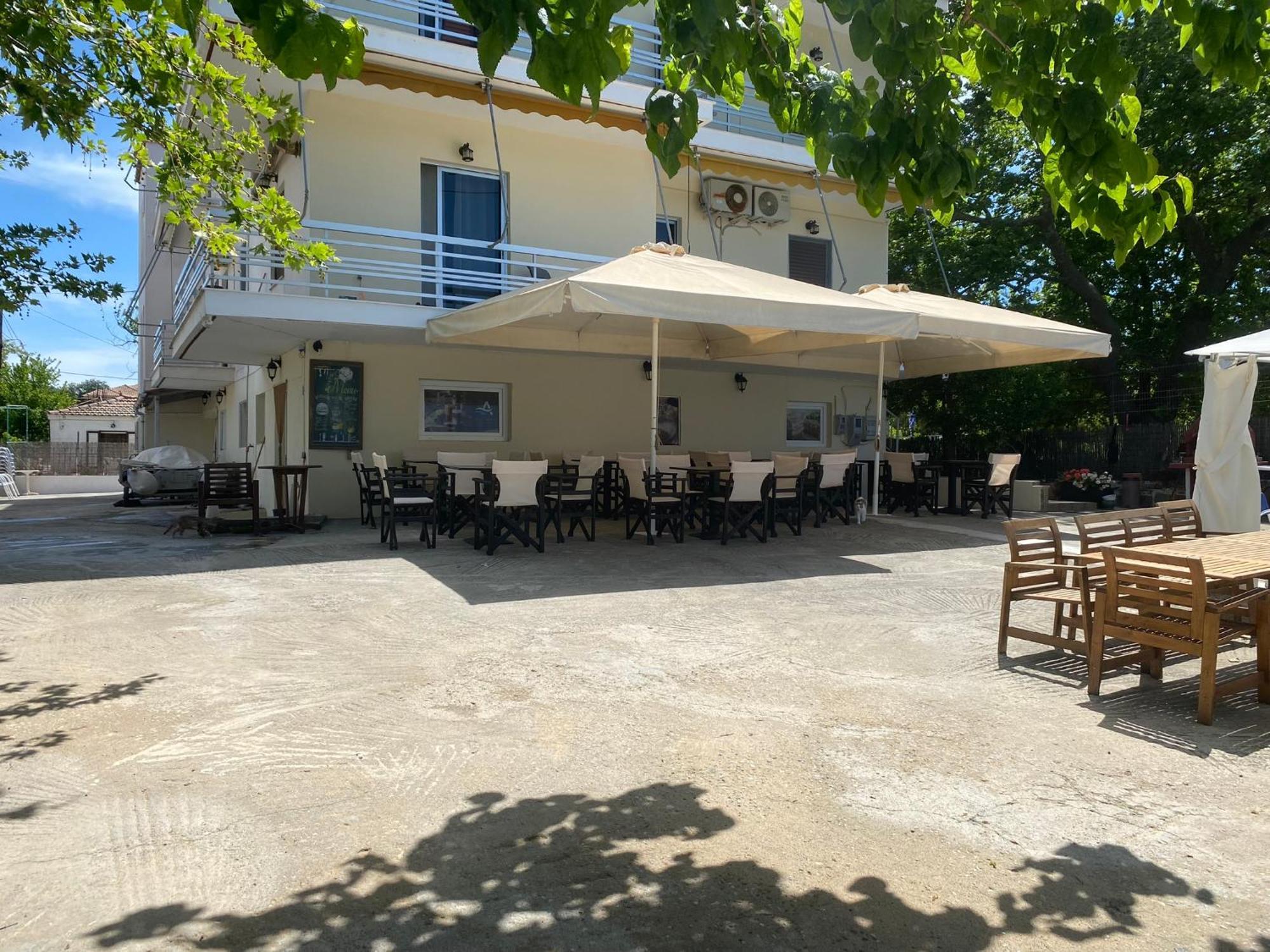Akrogiali Agiokampos  Bagian luar foto